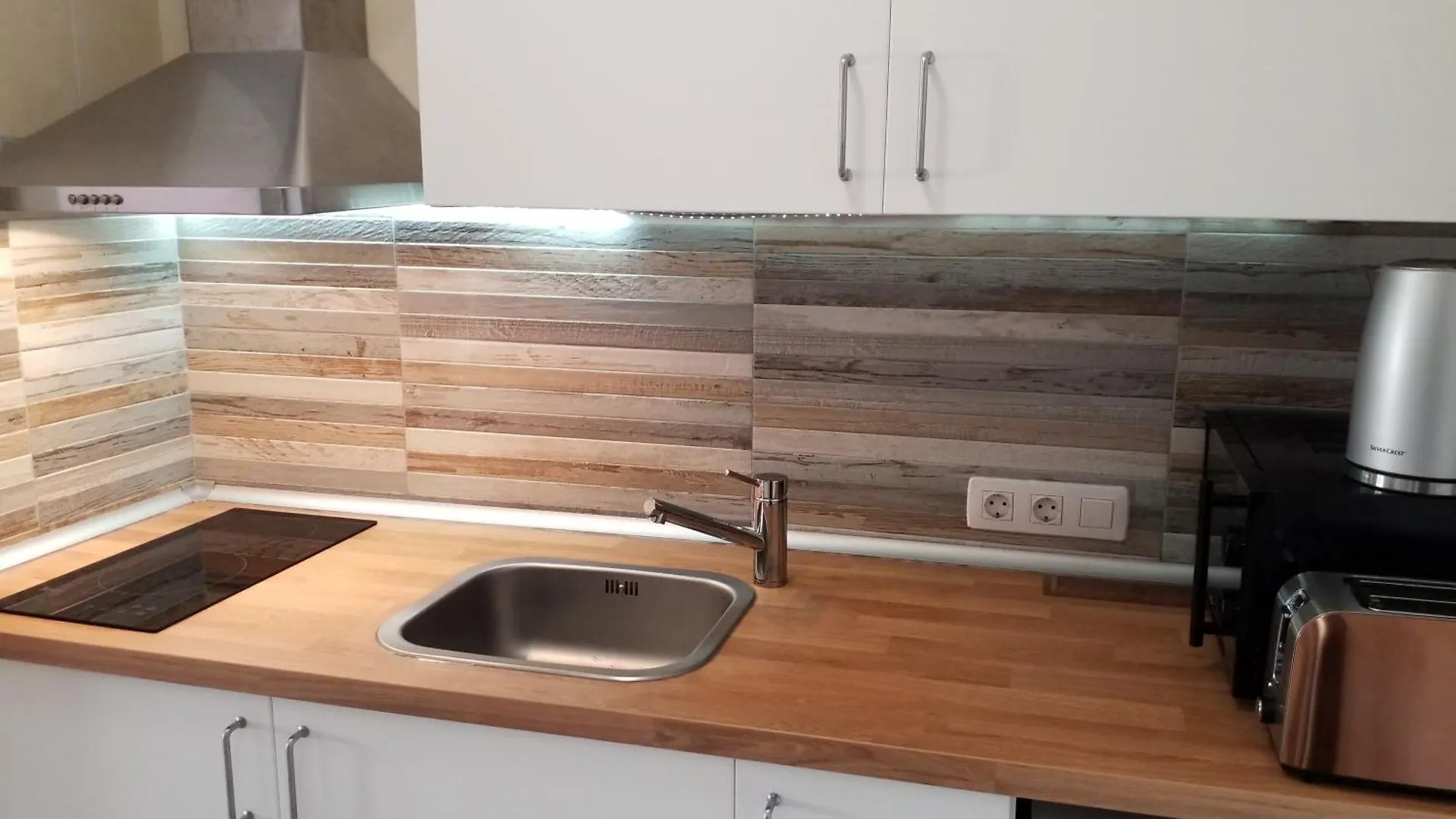 Designer 1 Bedroom Apartment White Tree 2 Minutes To The Beach In The City Center, Puerto De La Cruz, Tenerife 0*, Puerto de la Cruz (Tenerife) Spanien