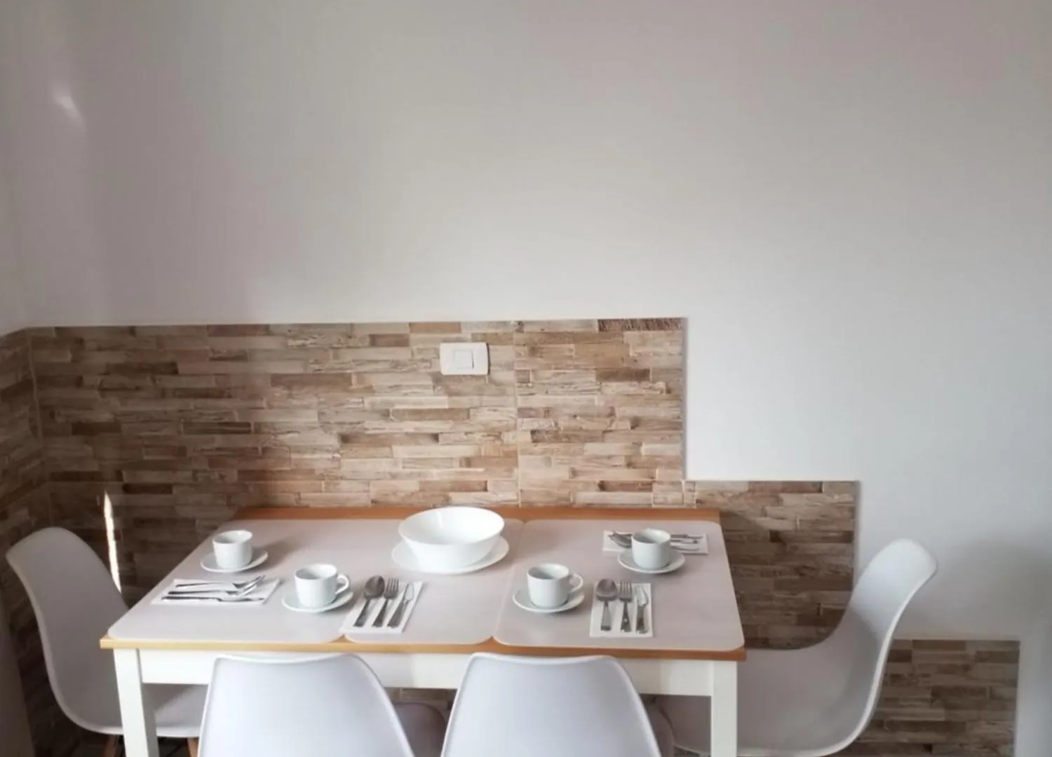Designer 1 Bedroom Apartment White Tree 2 Minutes To The Beach In The City Center, Puerto De La Cruz, Tenerife