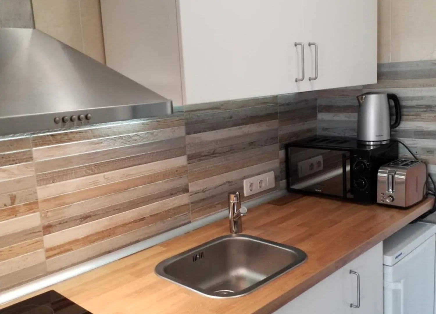 Designer 1 Bedroom Apartment White Tree 2 Minutes To The Beach In The City Center, Puerto De La Cruz, Tenerife