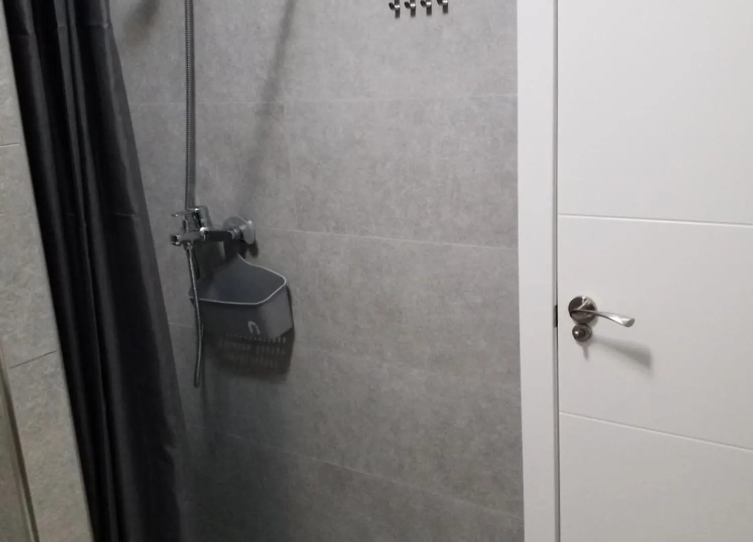 Designer 1 Bedroom Apartment White Tree 2 Minutes To The Beach In The City Center, Puerto De La Cruz, Tenerife  Puerto de la Cruz (Tenerife)
