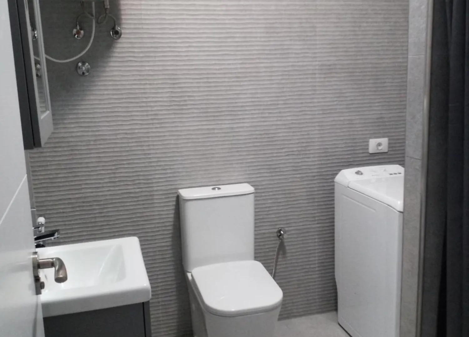 Designer 1 Bedroom Apartment White Tree 2 Minutes To The Beach In The City Center, Puerto De La Cruz, Tenerife Puerto de la Cruz (Tenerife)